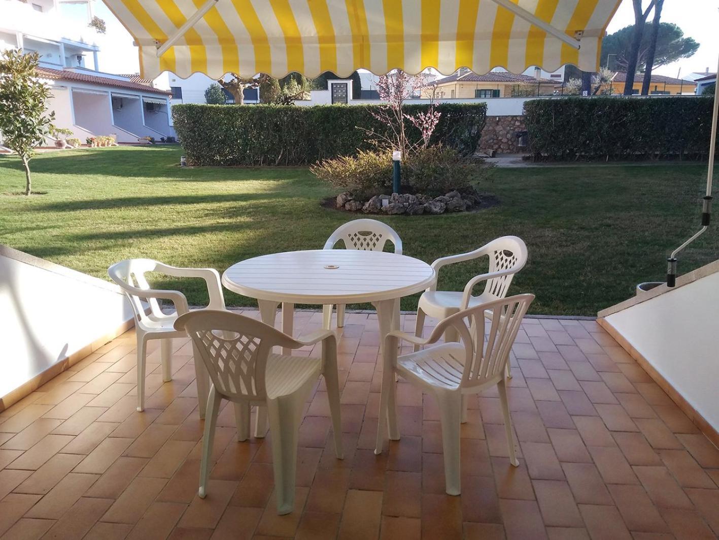 Gran Sol - Apartamentos L' Escala Luaran gambar