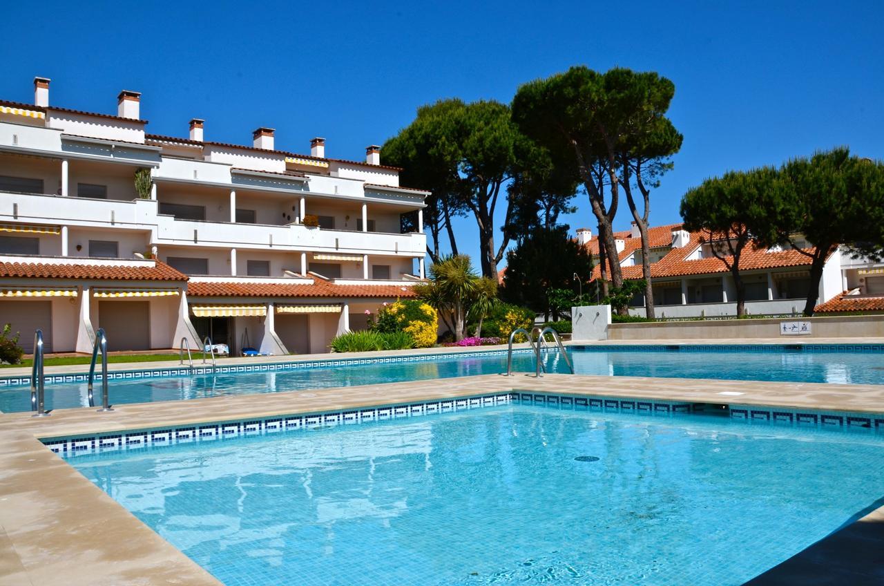 Gran Sol - Apartamentos L' Escala Luaran gambar