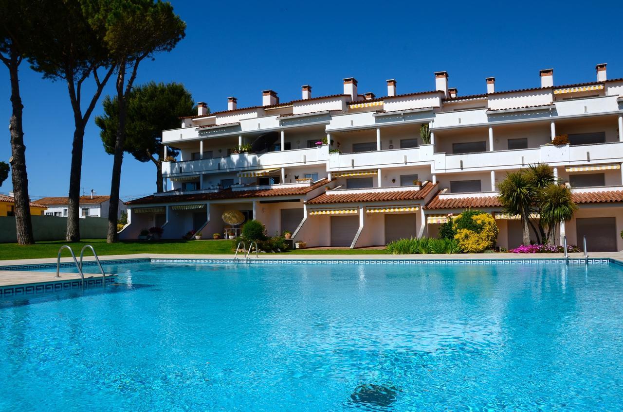 Gran Sol - Apartamentos L' Escala Luaran gambar