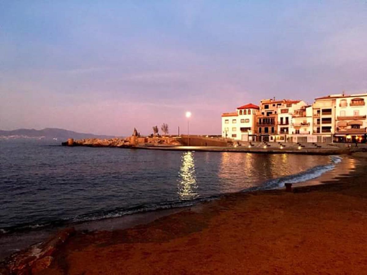 Gran Sol - Apartamentos L' Escala Luaran gambar